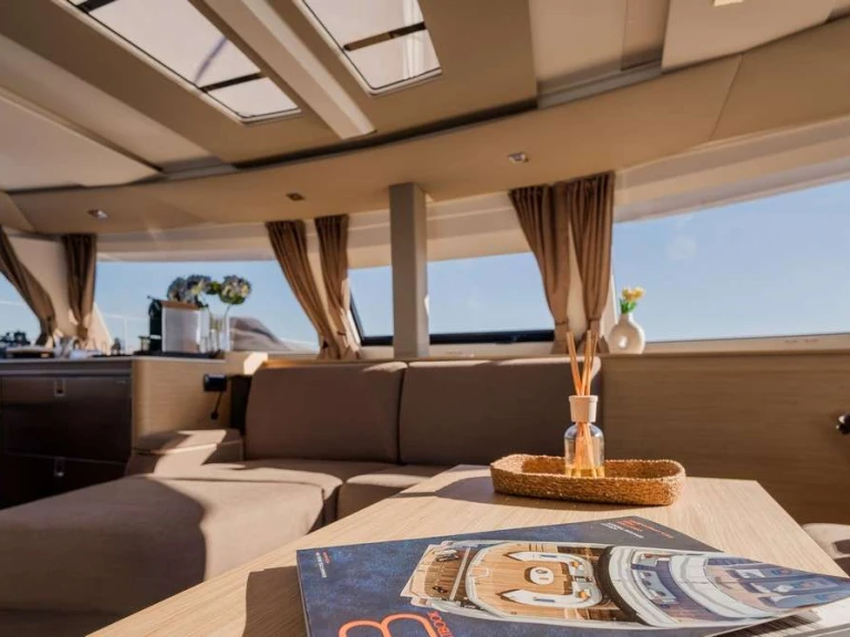 Fountaine Pajot KEBISIKS da affittare a  Atene
