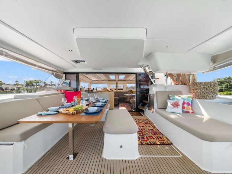 Noleggiare una Fountaine Pajot HALCYON a Isole Vergini Britanniche