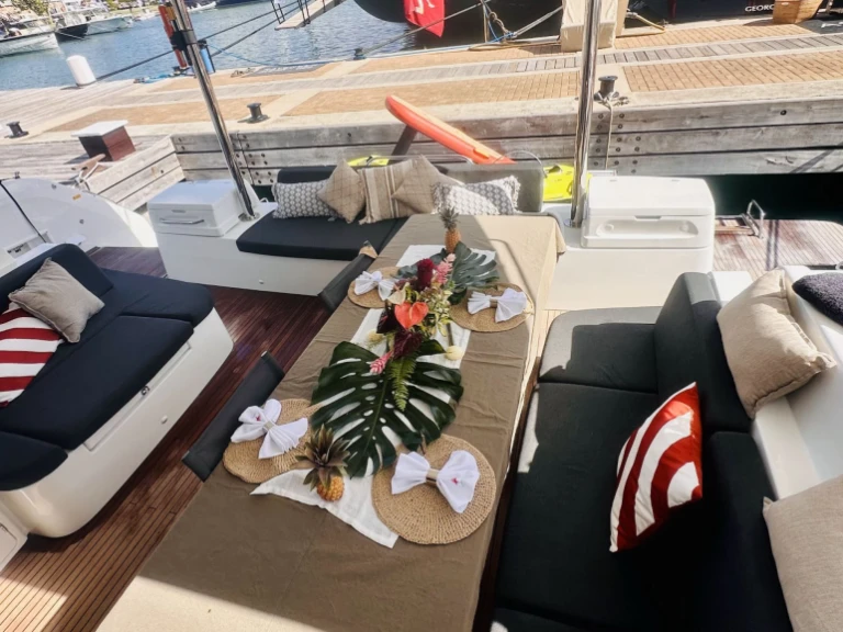 Noleggio Yacht di lusso a Kaštel Stari – Lagoon ELDAMAR (SUMMER) 