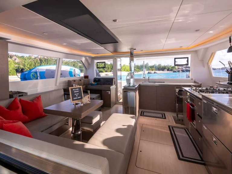 Noleggio Yacht di lusso Leopard con patente nautica
