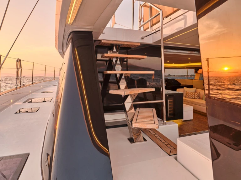 Noleggio Yacht di lusso Sunreef con patente nautica