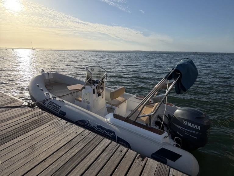 Noleggio barche Capelli Tempest 626 a Lège-Cap-Ferret su Samboat