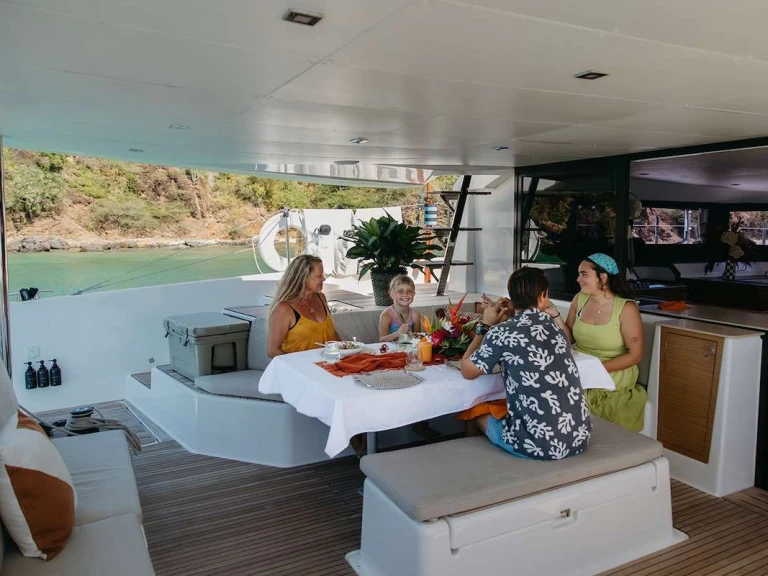 Yacht di lusso a noleggio a Isole Vergini Britanniche al miglior prezzo
