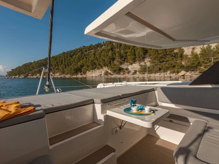 Noleggio Yacht di lusso con o senza skipper Leopard a Croazia
