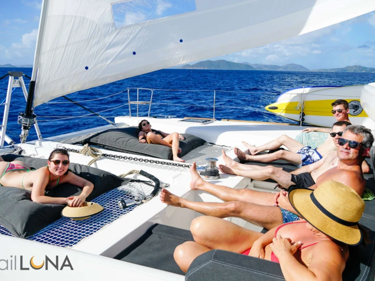 Noleggio Yacht di lusso a Isole Vergini Americane – Lagoon LUNA