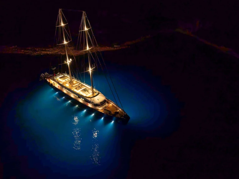 Noleggio Yacht di lusso a Croazia – Rayburn Custom Yachts Nocturno
