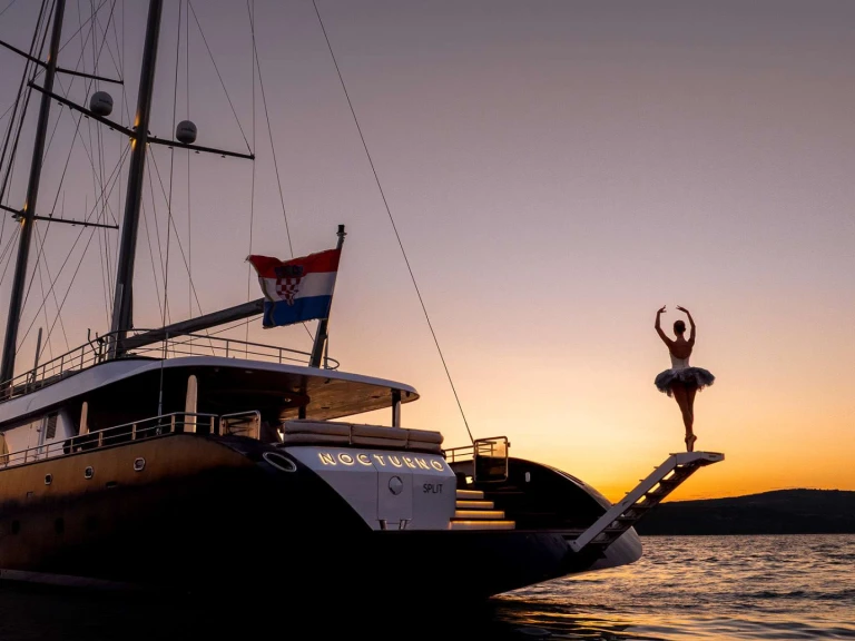 Noleggio barche Rayburn Custom Yachts Nocturno a Croazia su Samboat