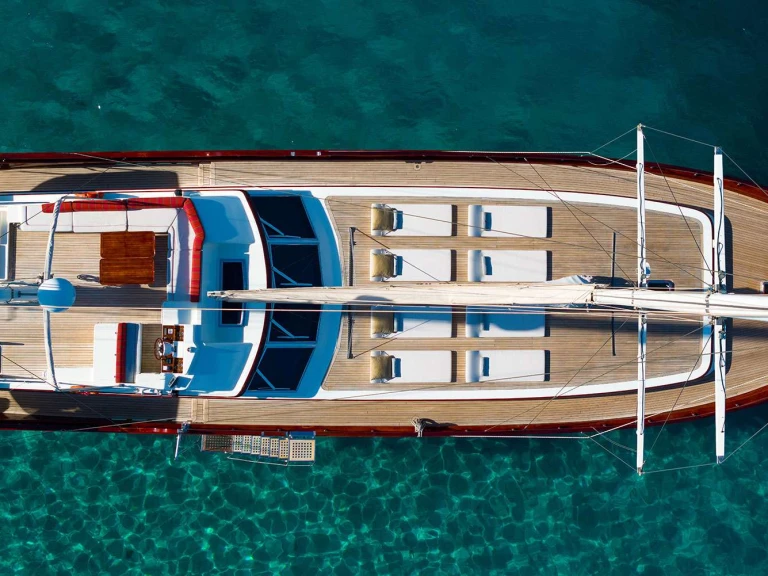 Noleggio Yacht di lusso a Göcek – MURAL SHIPYARDS SERENITY 86