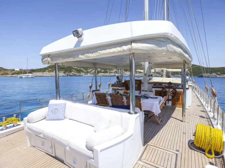 Noleggiare una Custom GAZELLA a Bodrum