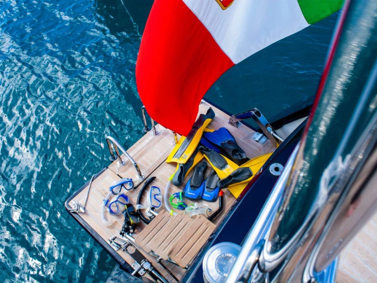 Yacht di lusso a noleggio a Punta Ala al miglior prezzo
