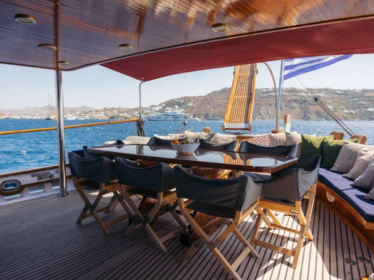 Noleggiare una Psaros Shipyard SEATZEN a Mykonos (Isola)
