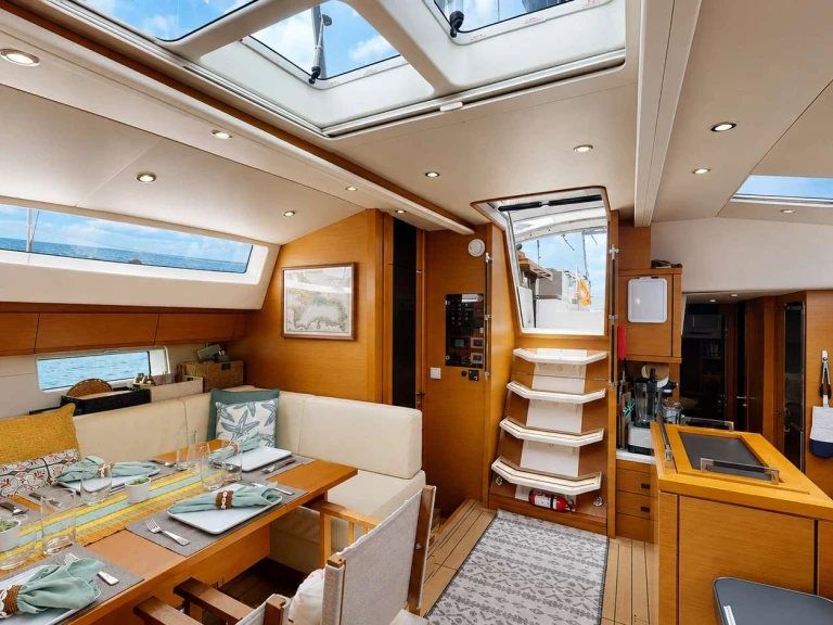 Noleggio Yacht di lusso a Isole Vergini Britanniche – Jeanneau Bodhisattva