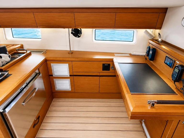 Noleggio Yacht di lusso con o senza skipper Jeanneau a Isole Vergini Britanniche
