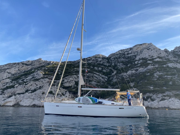 Noleggio barche Bénéteau Oceanis 43 a Saint-Mandrier-sur-Mer su Samboat