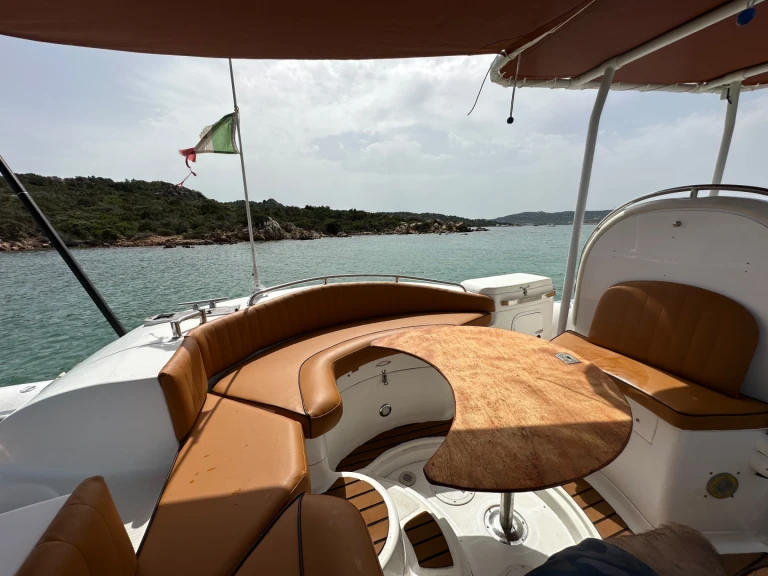 Noleggio Gommone Abate con patente nautica