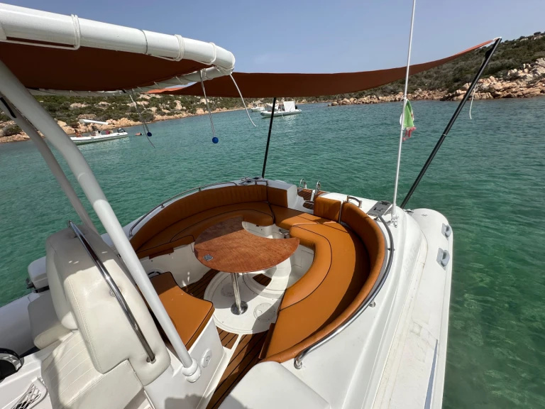 Noleggio a Palau – Abate GB820efb su SamBoat