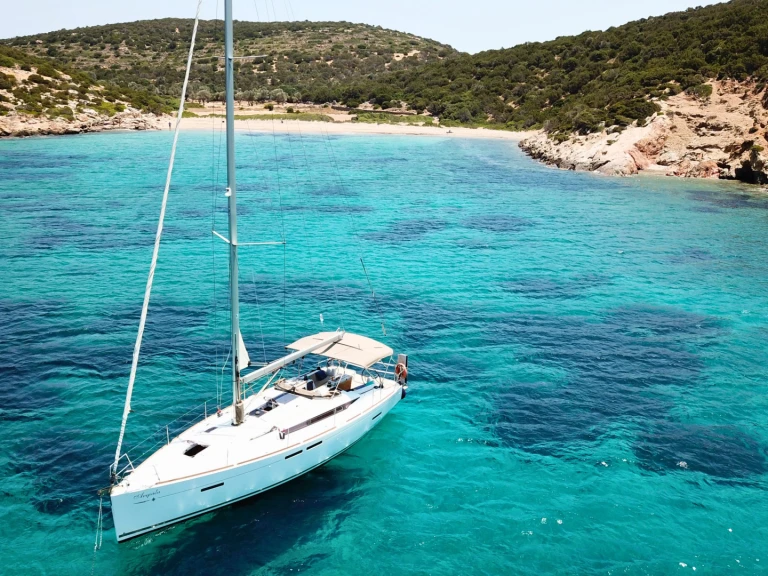Noleggio Barca a vela con o senza skipper Jeanneau a Álimos