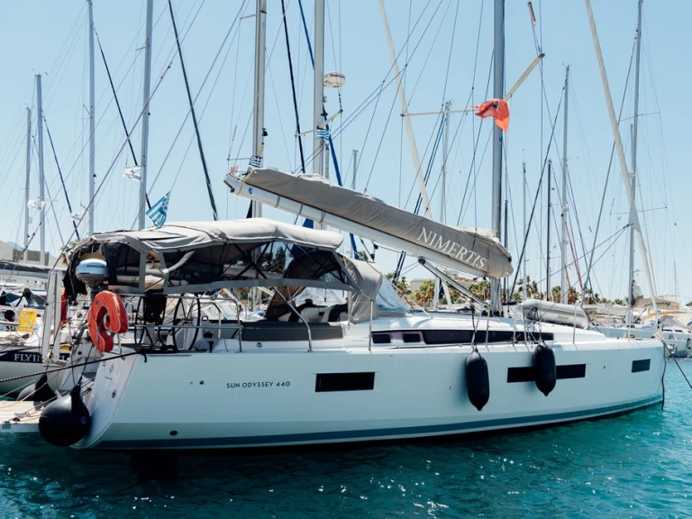 Noleggio Barca a vela a Álimos – Jeanneau Sun Odyssey 440