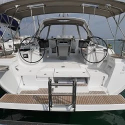 Noleggio Barca a vela Bénéteau con patente nautica