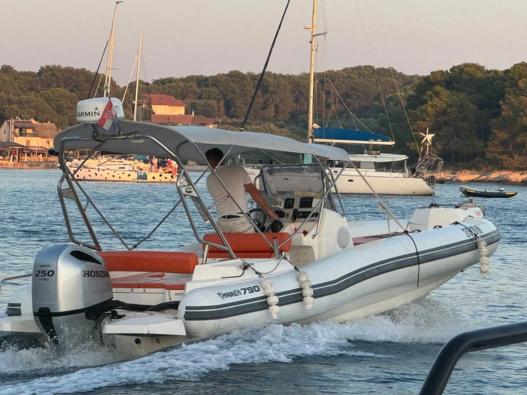 Noleggio a Lesina (Hvar) – Marlin Boat 790 Pro Dynamic su SamBoat