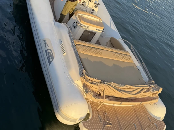 Noleggio Gommone Sea prop con patente nautica