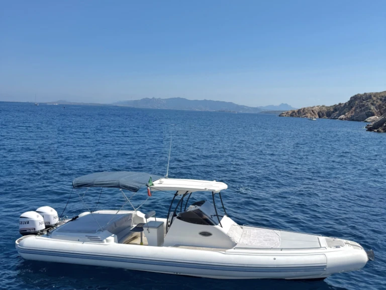 Noleggio Gommone CVL Nautica con patente nautica
