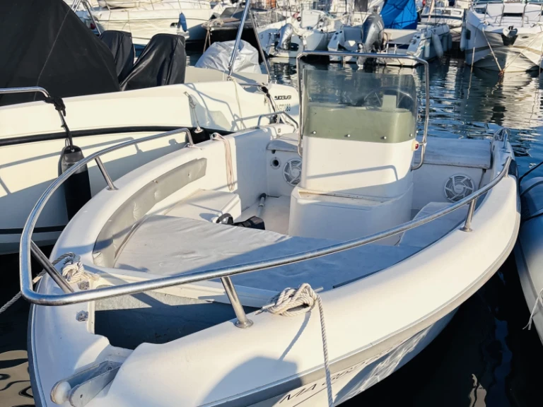 Sessa Marine Key Largo 16 da affittare a  Cannes
