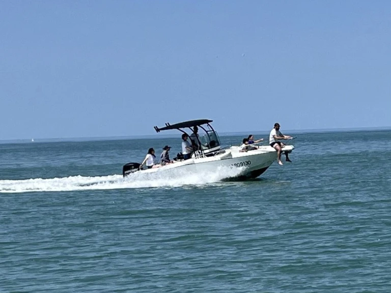 Noleggio barche Noirmoutier-en-l'Île economico Cap Camarat 675