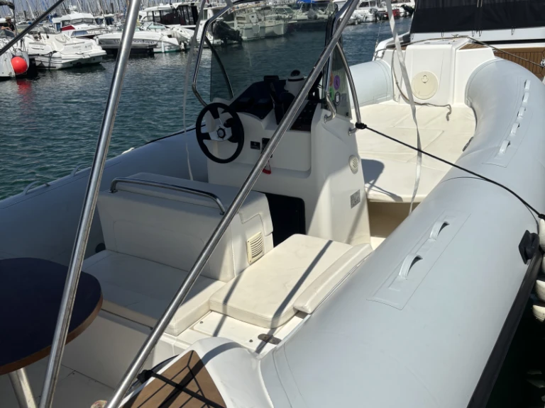 Noleggio a La Rochelle – Capeli Tempest 770 su SamBoat