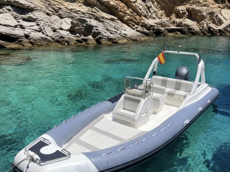 Gommone a noleggio a Empuriabrava al miglior prezzo