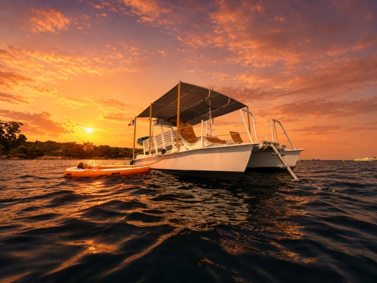 Noleggio barche Caparros Catabarge a Golfe-Juan su Samboat