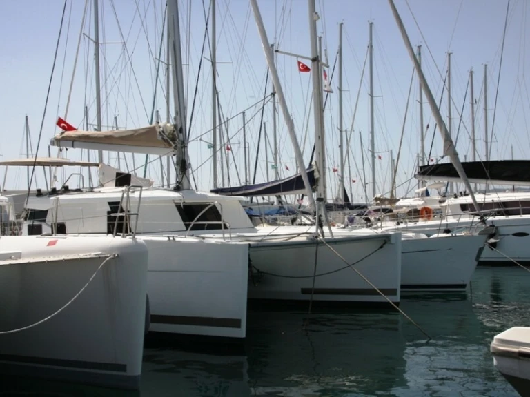 Catamarano a noleggio a Marmaris al miglior prezzo