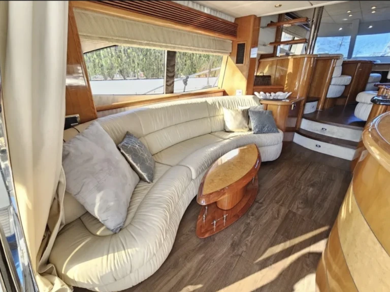 Noleggio barche Golfe-Juan economico Manhattan 74 MK II