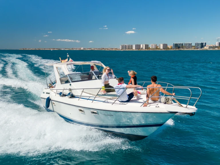 Noleggio barche Guy Couach Guy Couach 1000 Fly a Vilanova i la Geltrú su Samboat