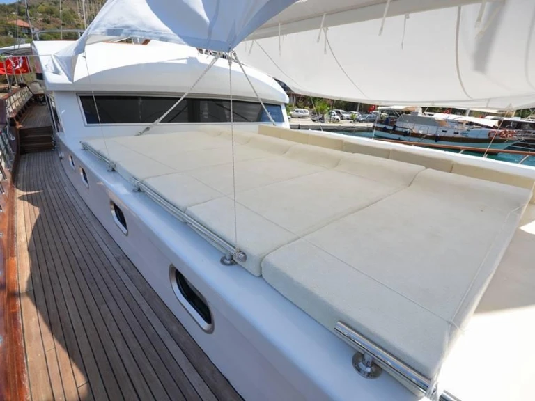 Noleggiare una Custom Made Custom made a Marmaris