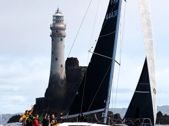 Barca a vela a noleggio a La Trinité-sur-Mer al miglior prezzo