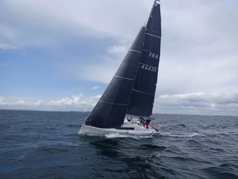 Jeanneau Sun Fast 3200 da affittare a  La Trinité-sur-Mer