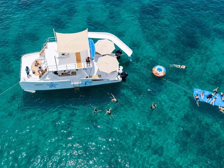 Noleggio Catamarano a Puerto Vallarta – Custom Made custom