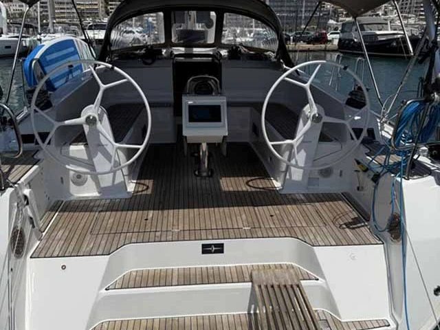 Noleggio Barca a vela Bavaria con patente nautica