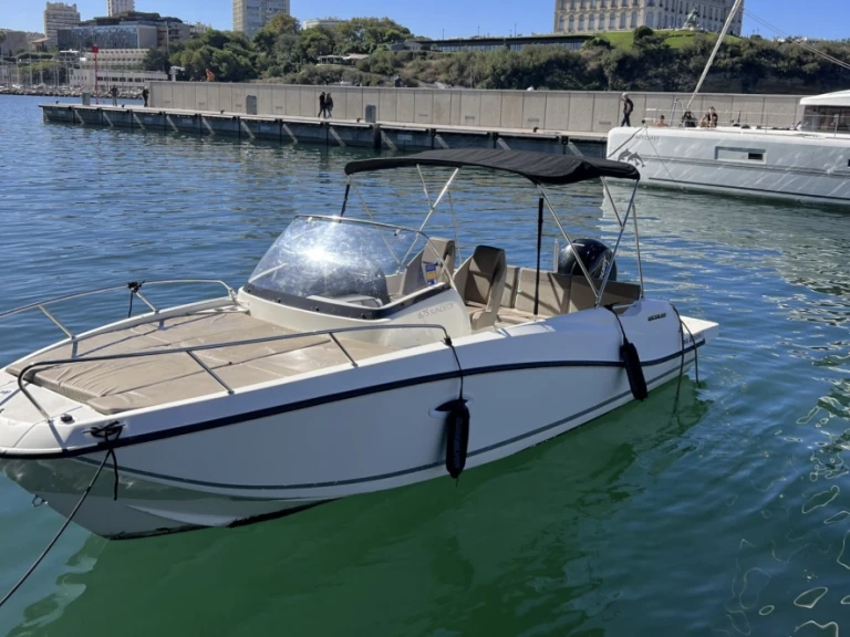 Noleggio a Marsiglia – Quicksilver Activ 675 Sundeck su SamBoat