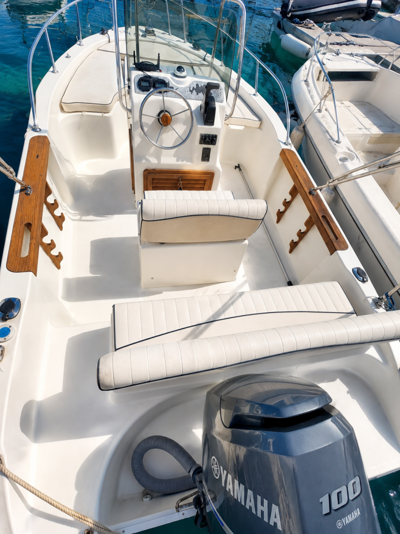 Noleggio barche Capelli Cap 18 a Carry-le-Rouet su Samboat