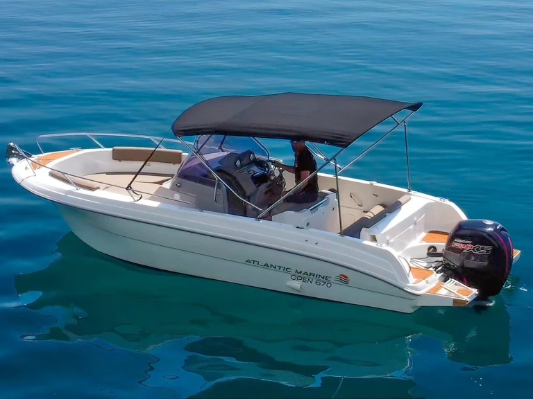 Noleggio Barca a motore con o senza skipper Atlantic a Cattaro