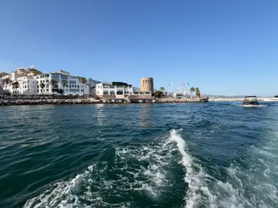Noleggio Barca a motore con o senza skipper Monterey a Marbella