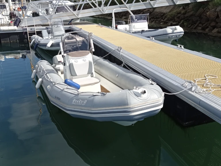Noleggio Gommone Bombard con patente nautica