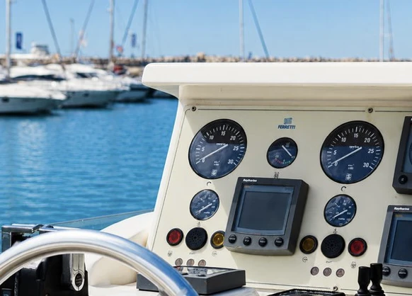 Noleggio a Puerto Banús – Ferretti Ferretti 680 su SamBoat
