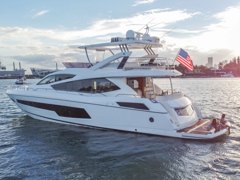 Sunseeker Asha da affittare a  Miami