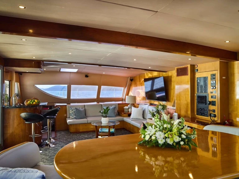Yacht di lusso a noleggio a Road Town al miglior prezzo