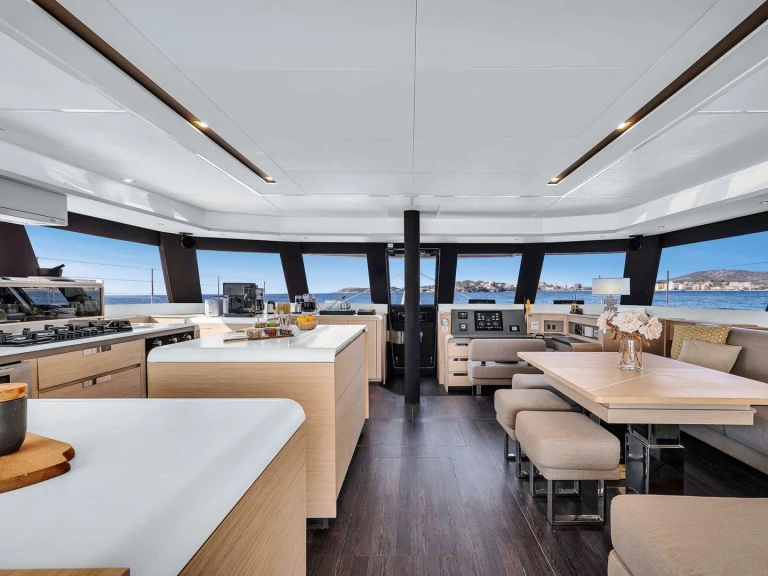 Noleggio Yacht di lusso a Caraibi – Fountaine Pajot NEOW