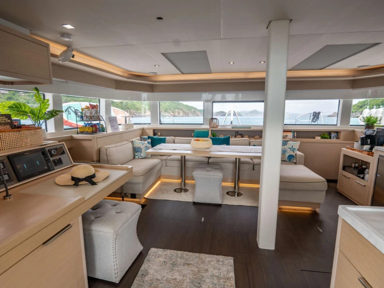 Noleggio barche Lagoon ISLAND HOPPIN' 55 a Tortola su Samboat