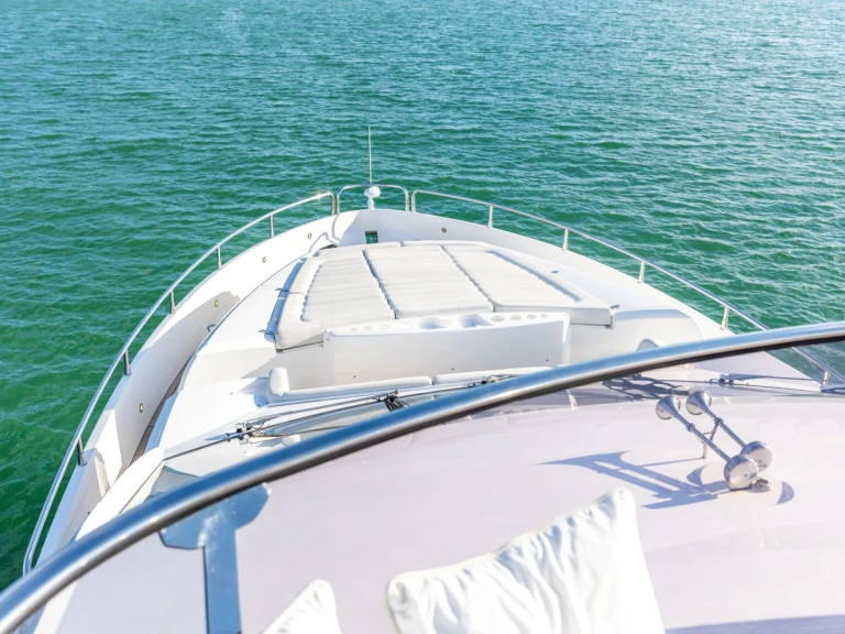 Noleggio Yacht di lusso a Miami – Sunseeker Asha